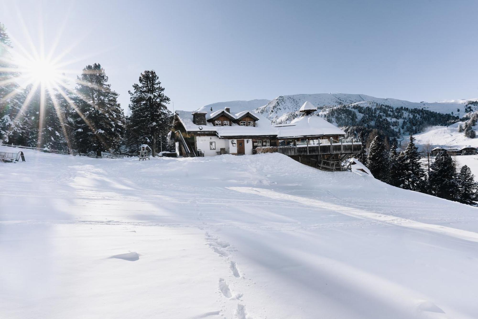 Mei Zeit Huettendorf Turracher Hohe エクステリア 写真