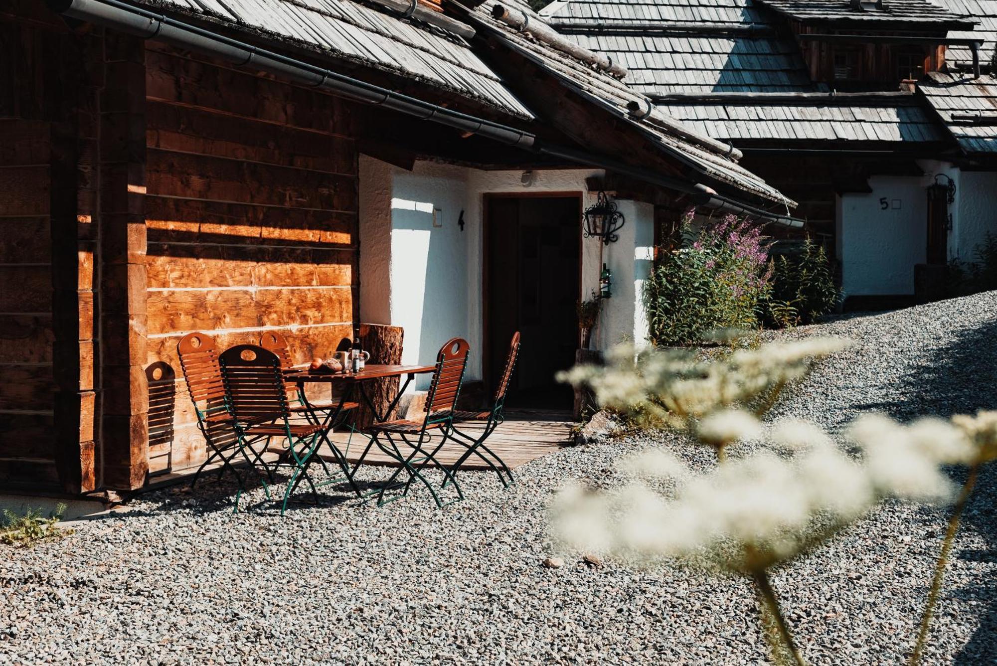 Mei Zeit Huettendorf Turracher Hohe エクステリア 写真